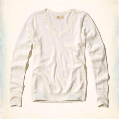 Best 25+ Deals for Hollister Sweater Sale Poshmark