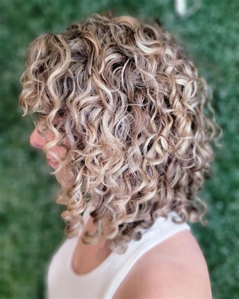 Best 30 Deva Cut Hair Salons in Metropolis, IL with Reviews