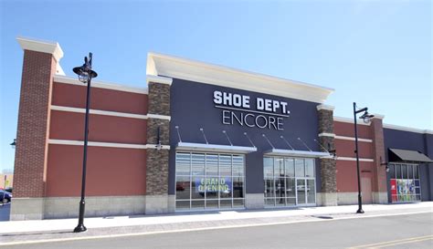 Best 30 Shoes And Shoe Stores in East Peoria, IL with Reviews