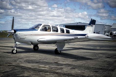 Best 6 seat family airplane. When it comes to handling, the Commander 690 is known for excellent short-field performance and stability. Its rugged construction will serve you well if you plan to fly into unimproved airports. Cruising speed: … 