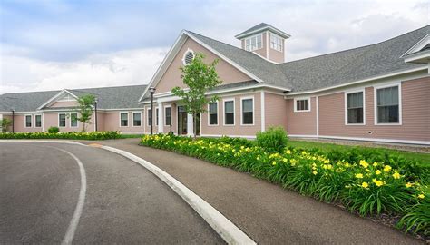 Best 9 Nursing Homes Facilities near Raymond City, WV - A Place for Mom