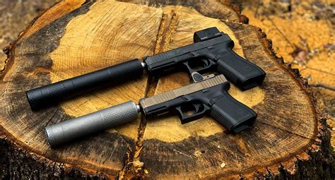 This year at SHOT, SilencerCo released three new suppressors: the Spectre 9, Velos 5.56 K and Velos LBP 7.62. The Spectre 9 is the next evolution in SilencerCo’s collection of titanium suppressors. It’s completely constructed from titanium and designed for pistol and sub-gun platforms. The Spectre 9 is compatible with 9mm and subsonic 300 BLK.. 