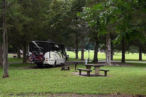 Best Camping in and Near Cove Lake State Park