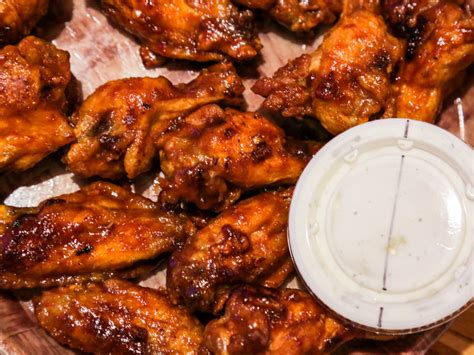 Best Chicken Wings Compared: Hooters, Wingstop, TGI Fridays, …