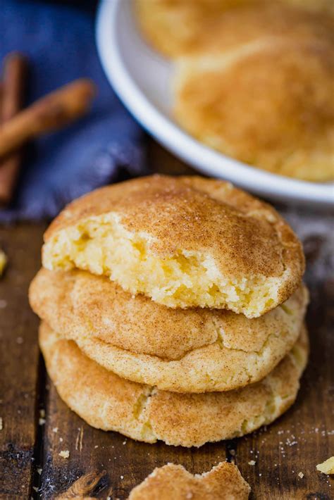 Best Easy Snickerdoodles Recipe &ndash; Soft & Chewy Cookies