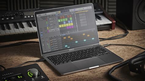 Best HP Laptop for Music Production [2024 Reviewed] - ProRec.com