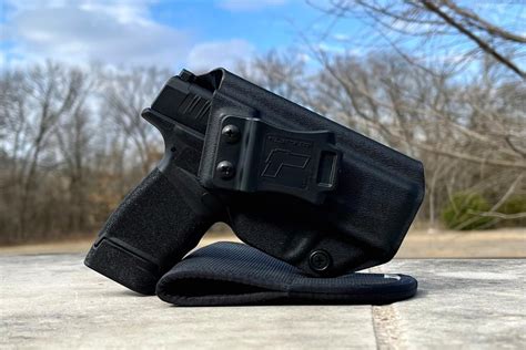 Best Holsters For The Springfield Hellcat (2024) - Concealed Carry Soci…