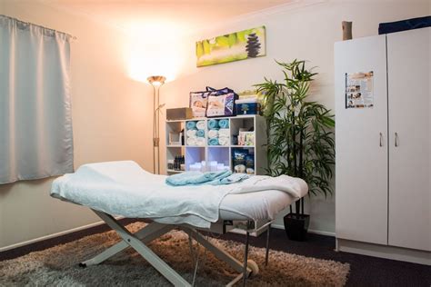 Best Kinesiology Therapists in Kirribilli Bookwell