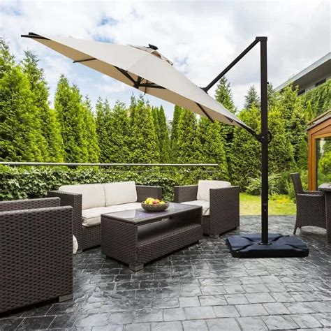 Best Patio Umbrella for windy Conditions in 2024 - Gardenever