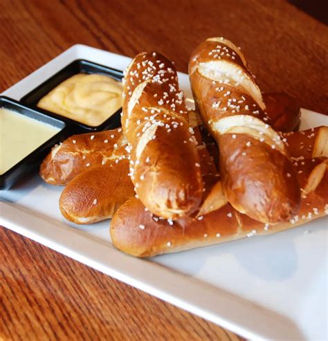 Best Pretzels in Leawood, KS - Order Pretzels Toast