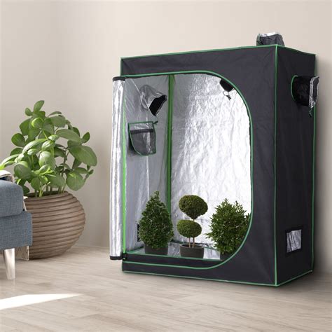 Best Soil for Grow Tent: Unlock Optimal Plant Growth in Indoor Environments