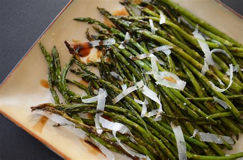 Best Thin Asparagus Recipe - How To Make Roasted Pencil Thin …