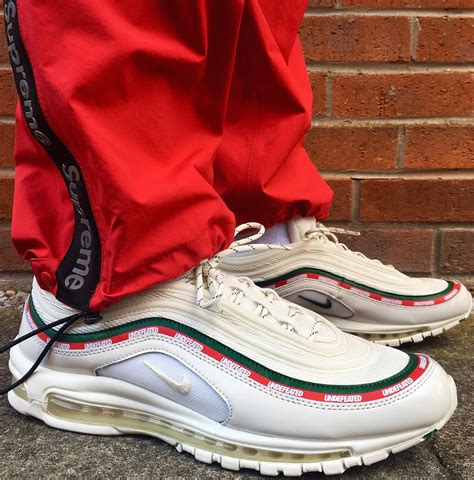 Best air max 97. One of the best Air Max models to ever be released is the Nike Air Max 97. As the name would suggest, this is a shoe that came out 25 years ago. It immediately became a beloved staple, and to this ... 