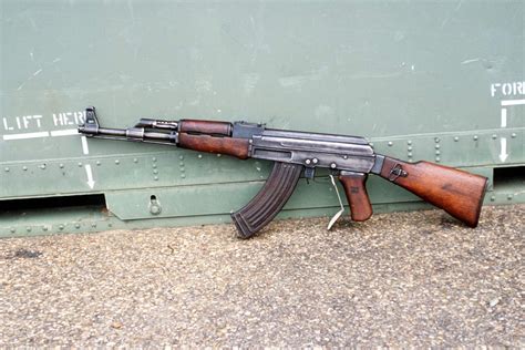 Oct 11, 2021 ... Best AK-47 loadout and attachments in Warzone · Muzzle: GRU Suppressor (unlocks at level 46) · Barrel: 20" Spetsnaz RPK Barrel (unlocks at level...