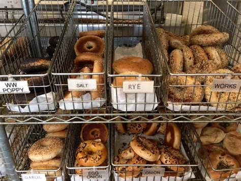Best bagels in la. Dec 11, 2023 · Founded by East Coaster Jason Kaplan in 2014 in response to frustration with the sparse bagel options in Los Angeles, Maury's appeals to the New York-style purist — its bagels have the slightly ... 