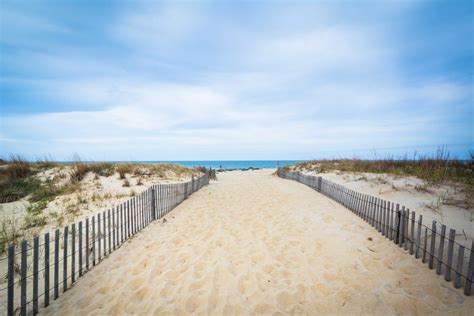 Best beaches in delaware. Jun 30, 2021 ... If you're looking for great views, Big Chill Beach Club is located right on the ocean in Bethany Beach inside Delaware Seashore State Park. It's ... 