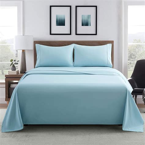 Best bed sheet sets. Feb 28, 2024 · This set has all the bedding essentials: One fitted sheet, one flat sheet, and two pillowcases, at a price of around $190 for a queen-size set. 