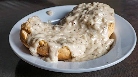 Best biscuits and gravy near me. 4 Biscuits & Gravy (Per Serving): 1160 calories, 50 g fat (21 g saturated fat, 1 g trans fat) 2750 mg sodium, 135 g carbs (4 g fiber, 25 g sugar), 44 g protein 