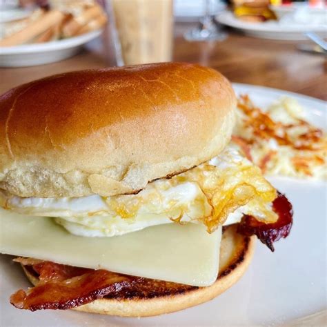 Best brunch st louis. Best Breakfast & Brunch in St. Louis Park, MN - The Breakfast Club, The Block Food & Drink, Hope Breakfast Bar - St. Louis Park, The Loop - St Louis Park, Good Day Café, Hazelwood Food & Drink, Fat Nats Eggs, Lake and Bryant Cafe, Bunny's Bar & … 