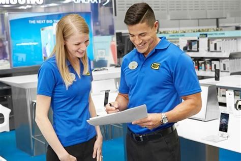 The estimated total pay for a Sales Associate at Best Buy is $19 per hour. This number represents the median, which is the midpoint of the ranges from our proprietary Total Pay Estimate model and based on salaries collected from our users. The estimated base pay is $15 per hour. The estimated additional pay is $4 per hour.. 