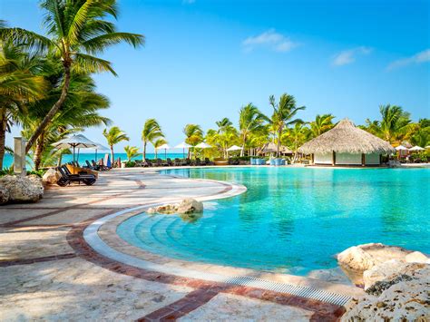 Best caribbean vacation. Jan 8, 2023 · No. 5: Sunset at the Palms - Jamaica. Sunset at the Palms, an adults-only all-inclusive in Negril, offers 85 treehouse-style rooms nestled amid tropical gardens with the clear waters of beautiful ... 