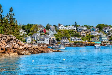 Best coastal towns in maine. Bethel, Rangeley and Hallowell are three that I enjoy. 2. Re: Must see non-coastal towns in Maine. When we leave North Conway heading back to Nova Scotia, we take the 302. That will take you through a series of small towns along the way. Sebago Lake is very scenic. and the small town of Naples is quite scenic. 