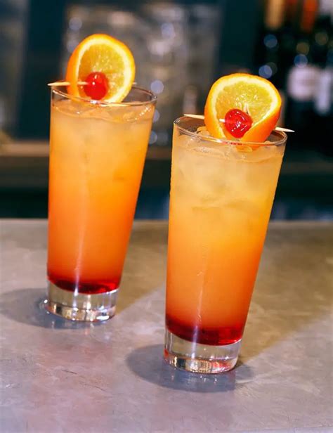 Best cocktails san francisco. San Francisco is a city that is known for its stunning views, vibrant culture and bustling streets. It’s a popular travel destination and attracts millions of visitors every year. ... 