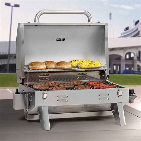 Best Gas Grill Under $500 1. Char-Broil Performance Series 4-Burner Propane Gas Grill. The Char-Broil Performance 4-Burner Propane Gas Grill is an affordable, mid-size option that will fit the budgets and needs of many casual grillers. Product Highlights. Char-Broil has equipped this grill with a stainless steel finish for added durability.
