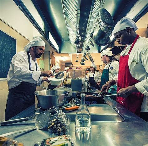 Best culinary schools in the world. By BCS Staff March 2021. According to the National Restaurant Association, restaurant and food service jobs account for 10% of the state’s employment.Currently, there are 139,800 jobs in the industry with an expected growth of 9.5% by 2029. The demand for highly educated and trained culinary … 