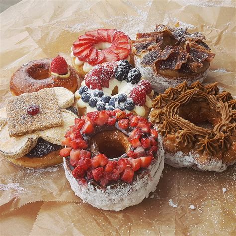 A guide to the best donuts in Dallas, from local and creative to fancy and gourmet. Find out the flavors, prices, locations and tips of each donut shop, from Mustang …. 