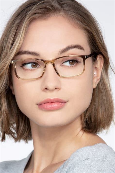 In this piece, we’ll talk about how to choose the best eyeglass frames for you based on eye health needs, fashion considerations, and more. First, Establish What Kind of Eyeglasses You Need. Before shopping around, it’s crucial to know what kind of eyeglasses and lenses you need from a health perspective.. 