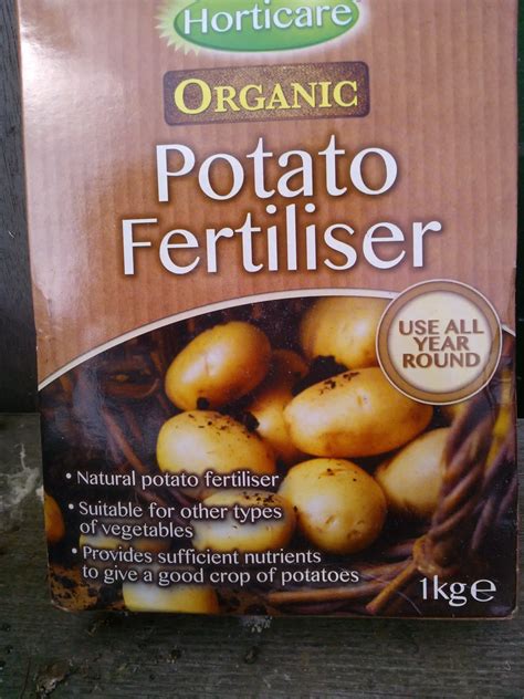 Best fertilizer for potatoes. Trust us to provide you with top-notch fertilizers for potatoes and other root vegetables. In Conclusion. Choosing the right fertilizer for potatoes is essential to ensure healthy, thriving plants. Whether you opt for organic or inorganic fertilizers, always consider the NPK ratio, avoid overfeeding, and follow proper application techniques. 