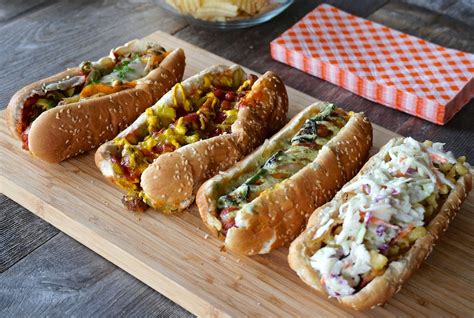 Best franks for hot dogs. The best hot dogs are snappy, beefy, and substantial. No matter what you call ‘em—franks, frankfurters, wieners, meat logs—they are an essential summertime food. We … 