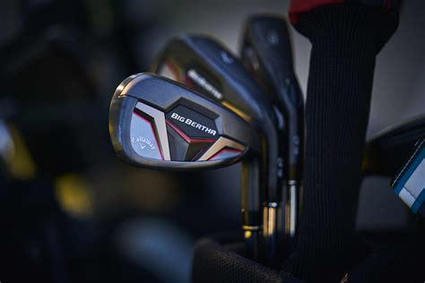 Best golf irons for beginners. The Big Bertha is commonly referred to as the best men’s iron for women. For players looking to increase their ball distance, the Big Bertha is the ideal iron. The whole range is available in both left and right-hand options and features a shaft weight of 44g and a standard length varying between 34.75 and 37.50. 