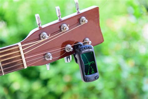 Dec 5, 2023 · This compact tuner boasts a brightly colored display and flexible swivel adjustment to accommodate any playing position. Plus, while the BOSS TU-02 is one of the best clip-on tuners that Sweetwater offers, it’s not limited to the guitar — four tuning modes are available, including chromatic, guitar, bass, and ukulele. .