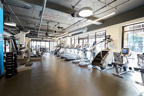 Best gyms in dallas. CycleBar. Spin classes at CycleBar provide a dynamic and exhilarating indoor cycling experience. With energizing music and enthusiastic instructors, you’ll pedal your way to fitness while … 