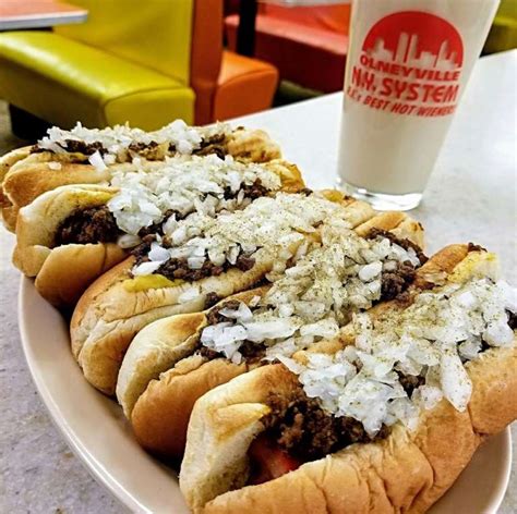 Best hotdog near me. Aug 15, 2023 · 1000 S Leavitt St, Chicago, IL 60612. This classic hot dog spot near UIC has been around since 1968. In addition to Italian beef, gyros, and Polish sausages, it serves the elusive turkey leg, a ... 