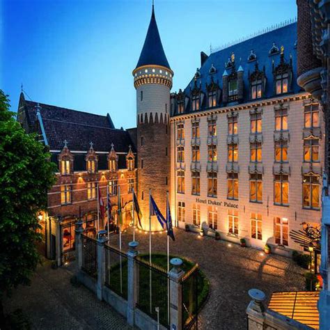 Best hotels in bruges. Relais Bourgondisch Cruyce. $$$ | Bruges Wollestraat 41--47. Situated in one of the most romantic nooks in Bruges, this lovingly and stylishly restored historic pair of ho... Read More. Hotel ... 
