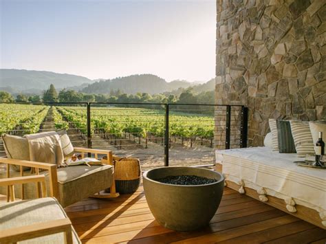Best hotels in napa valley. In the food and wine capital of North America, Four Seasons welcomes you to a bespoke luxury resort in Napa Valley, the heart of California wine country. Our Forbes Five-Star Hotel in Calistoga is set within its own world-class vineyard. Discover innovative and seasonal cuisine at Michelin-starred Auro, holistic spa rituals at Spa Talisa and ... 