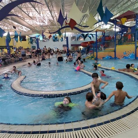 Best indoor water park hotel near Schaumburg, IL 60173 - Yelp