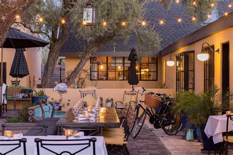 Phoenix never feels too far from the outdoors. With 300 days of sunshine and blissfully warm winter months, the natural is part of everyday life. PHOENIX IS A CITY LIKE NO OTHER. ...