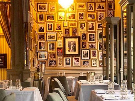 Best italian upper east side. The restaurant has anchored the intersection of 61st Street and Third Avenue since 1955, when food importers Vincenzo and Maria Lamanna opened its doors. Devoted locals have been lapping up plates ... 