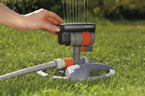 Best lawn sprinkler for large areas. LARGE-AREA COVERAGE: Sprays up to 85 feet in diameter, covering 5,670 square feet when set to a full circle. Ideal for large lawn areas. $39.88. View on Amazon. ... Extra large coverage area the sprinkler water spray distance covers up to 33 ft. with a powerful 80 psi water pressure, covering up to 3600 square feet. the 2 water inlets … 