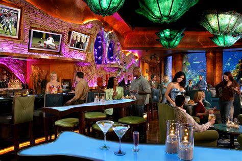 Peyote is a favorite for dinner as well, serving everything from wood fired steak to vegetable tempura. As a bonus, they also offer fun extras like psychic readings occasionally and a live DJ throughout the week. Address: 1028 E Fremont St, Las Vegas. Hoover Dam and Grand Canyon Tours.. 