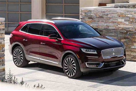 Best midsize luxury suv. We’ve used the information from our new car rankings to put together a list of the best luxury midsize SUVs on the market in 2022. The list represents a variety of brands, with starting prices ranging from … 
