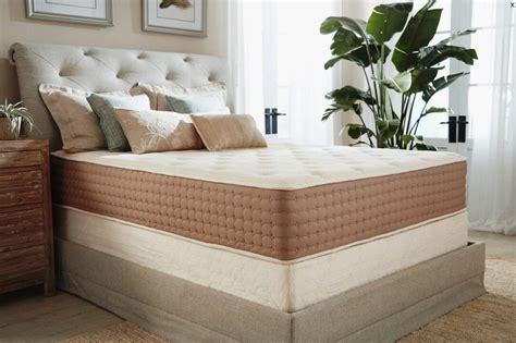 Best non toxic mattress. Here are a few other eco-friendly sheets and bedding brands that I have not personally tried but have good reputations for quality. Avocado – Organic cotton sheets, linen sheets, hemp sheets and organic pillows (I own the pillows and they are wonderful!) Boll & Branch – Organic cotton. Ettitude – Bamboo. 