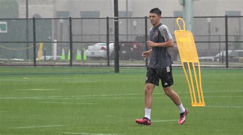 Best of Both Worlds: CITY's Miguel Perez balances life as student and MLS pro