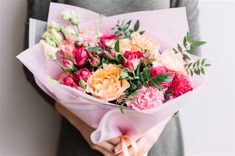 Best online flower delivery services for Valentine