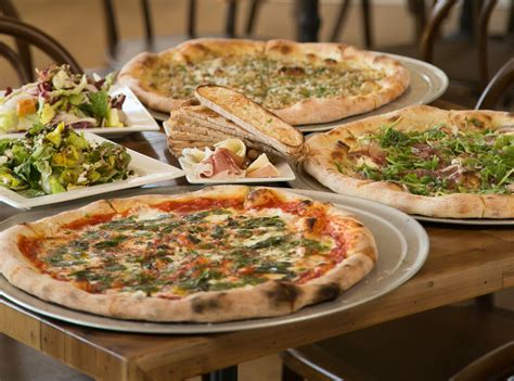 Best pizza cleveland. If you’re craving pizza but don’t feel like leaving your house, delivery is the perfect solution. But how do you find the closest delivery pizza near you? Here are some tips and tr... 