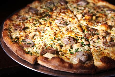 Best pizza in boston ma. Top 10 Best Pizza Near Td Garden in Boston, MA - February 2024 - Yelp - Halftime Pizza, Cini’s, Kicco, APIZZA, Crazy Dough's Pizza, Boston Döner, Pizzeria Rustico, Night Shift Brewing - Lovejoy Wharf, Rodey Pizzeria and Pasta. 
